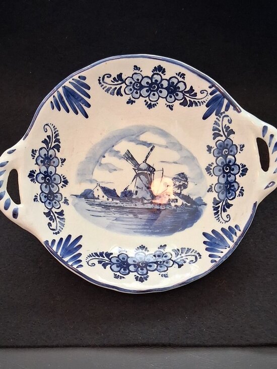 Delft Blue Other - Vintage (1960s-1970s) Delft Hand Painted Handled Bonbon Dish With Windmill Scene